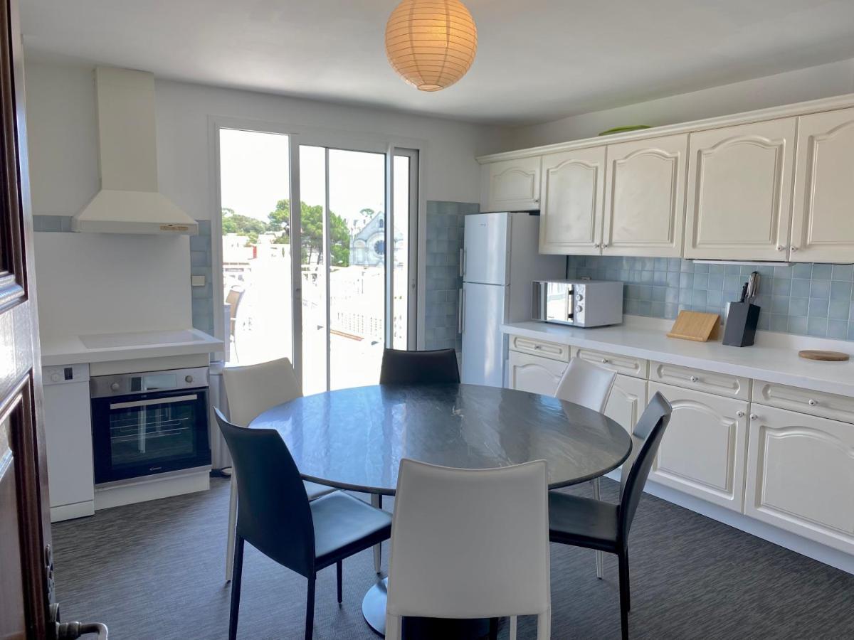 Spacieux Duplex Vue Avec Terrasses: Pontaillac Appartement